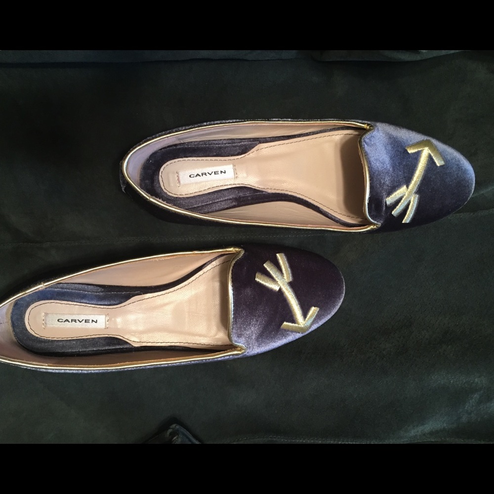 CARVEN flats, gray, gold trim, French, rich-look💕